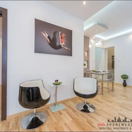 P&o Rynek Starego Miasta 2 Apartment